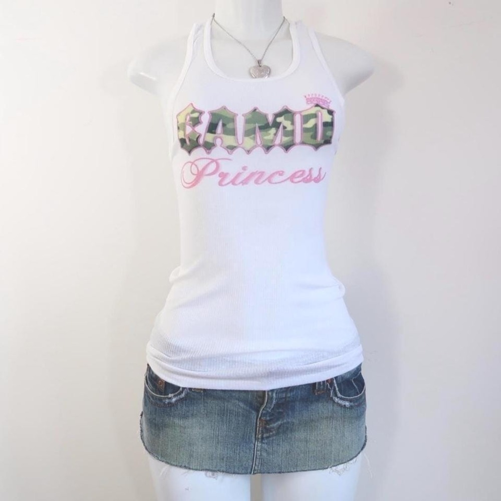 y2k camo princess graphic ribbed tank pink crown